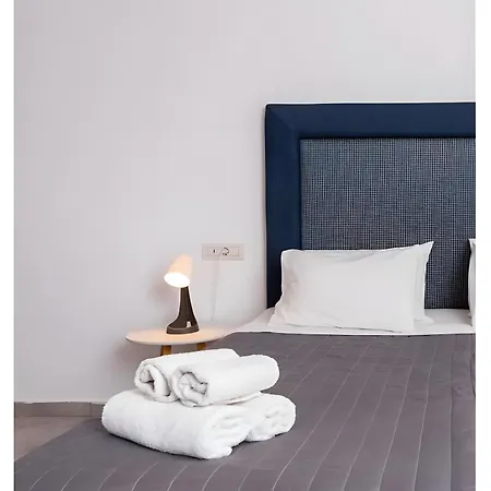 Maistros Village Santorini 5 Star Guest house