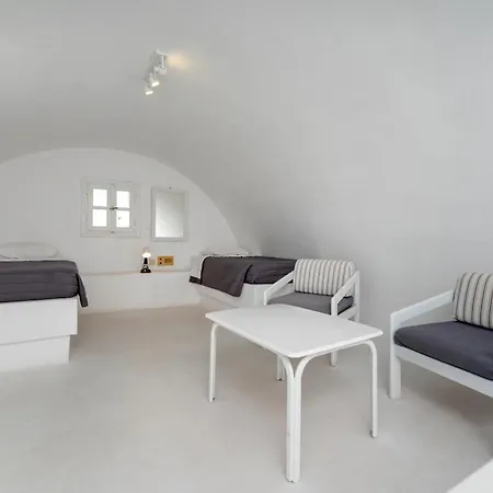 Maistros Village Santorini 5 Star