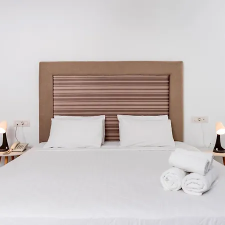 Affittacamere Maistros Village Santorini 5 Star