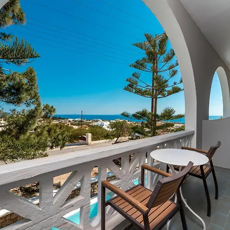 Maistros Village Santorini 5 Star 3* Karterados (Santorini)