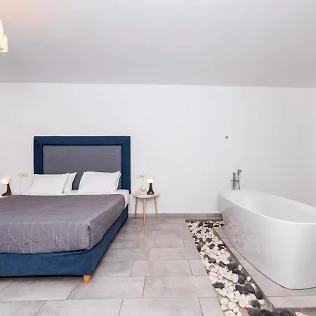 Maistros Village Santorini 5 Star