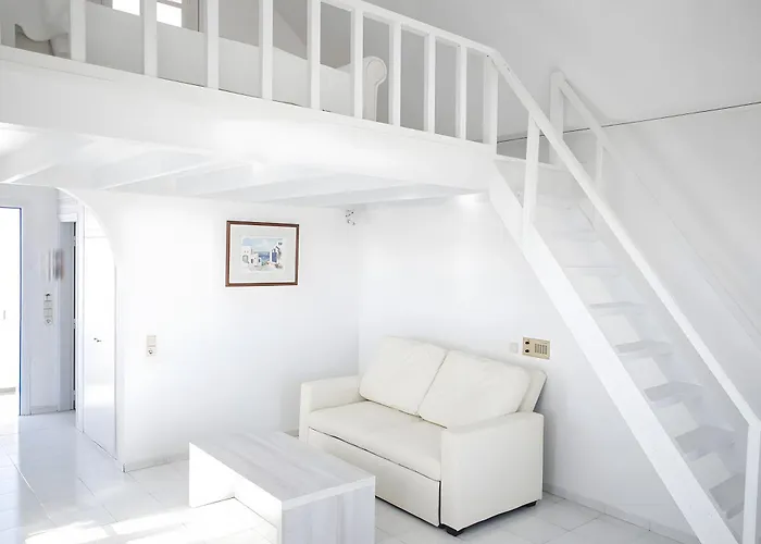 Maistros Village Santorini 5 Star Affittacamere