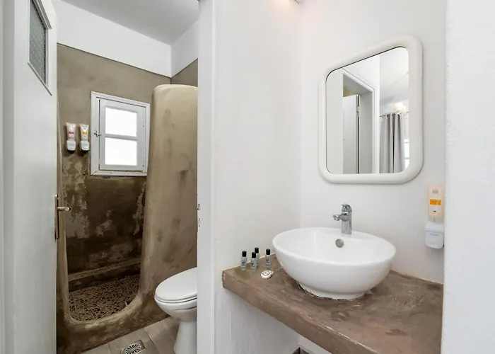 Affittacamere Maistros Village Santorini 5 Star Karterados (Santorini)