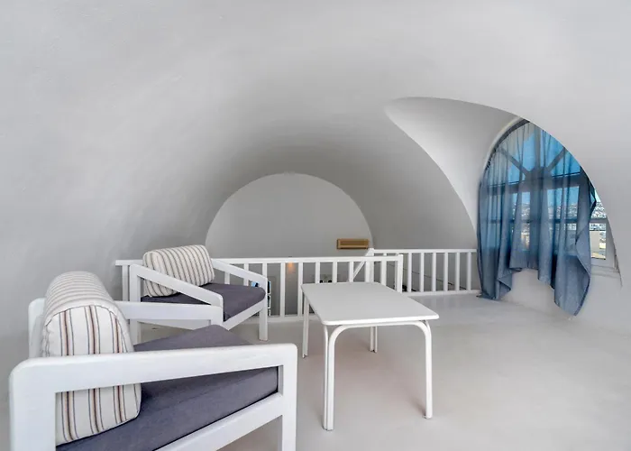 Maistros Village Santorini 5 Star 3* Karterados (Santorini)