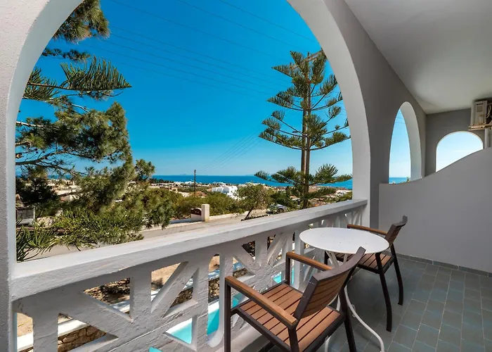 Maistros Village Santorini 5 Star 3* Karterados (Santorini)