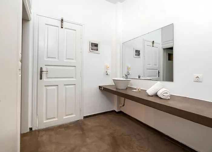 Affittacamere Maistros Village Santorini 5 Star 3*