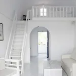 Gasthuis Maistros Village Santorini 5 Star Karterados (Santorini)