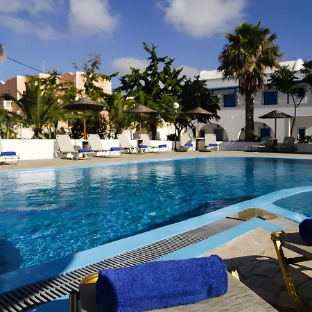 Pensión Maistros Village Santorini 5 Star