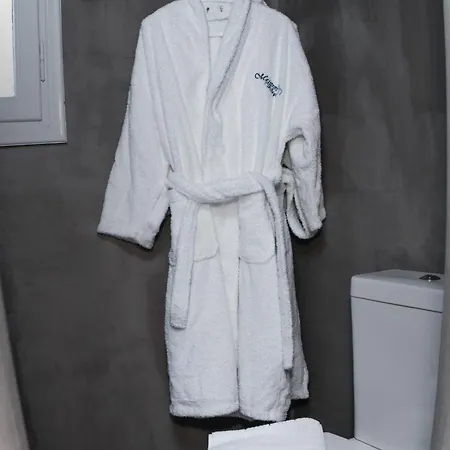 Maistros Village Santorini 5 Star 3*