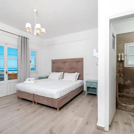 Maistros Village Santorini 5 Star 3* Karterados (Santorini)