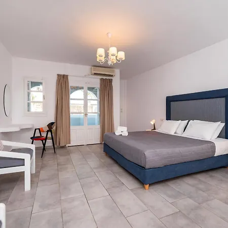 Maistros Village Santorini 5 Star Pensión 3*