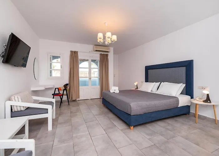 Maistros Village Santorini 5 Star 게스트하우스 3*